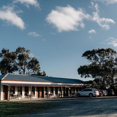 Port Albert Motel Esterno foto